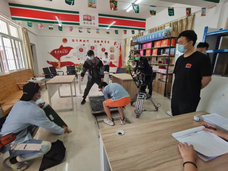 追星女孩心理学分析报告：金东区广告片拍摄公司揭秘饭圈应援式传播逻辑